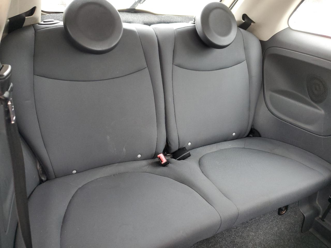 2012 Fiat 500 - Image 11