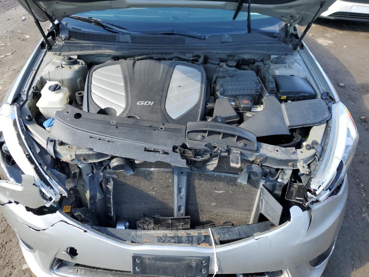 2014 Kia Cadenza - Image 11