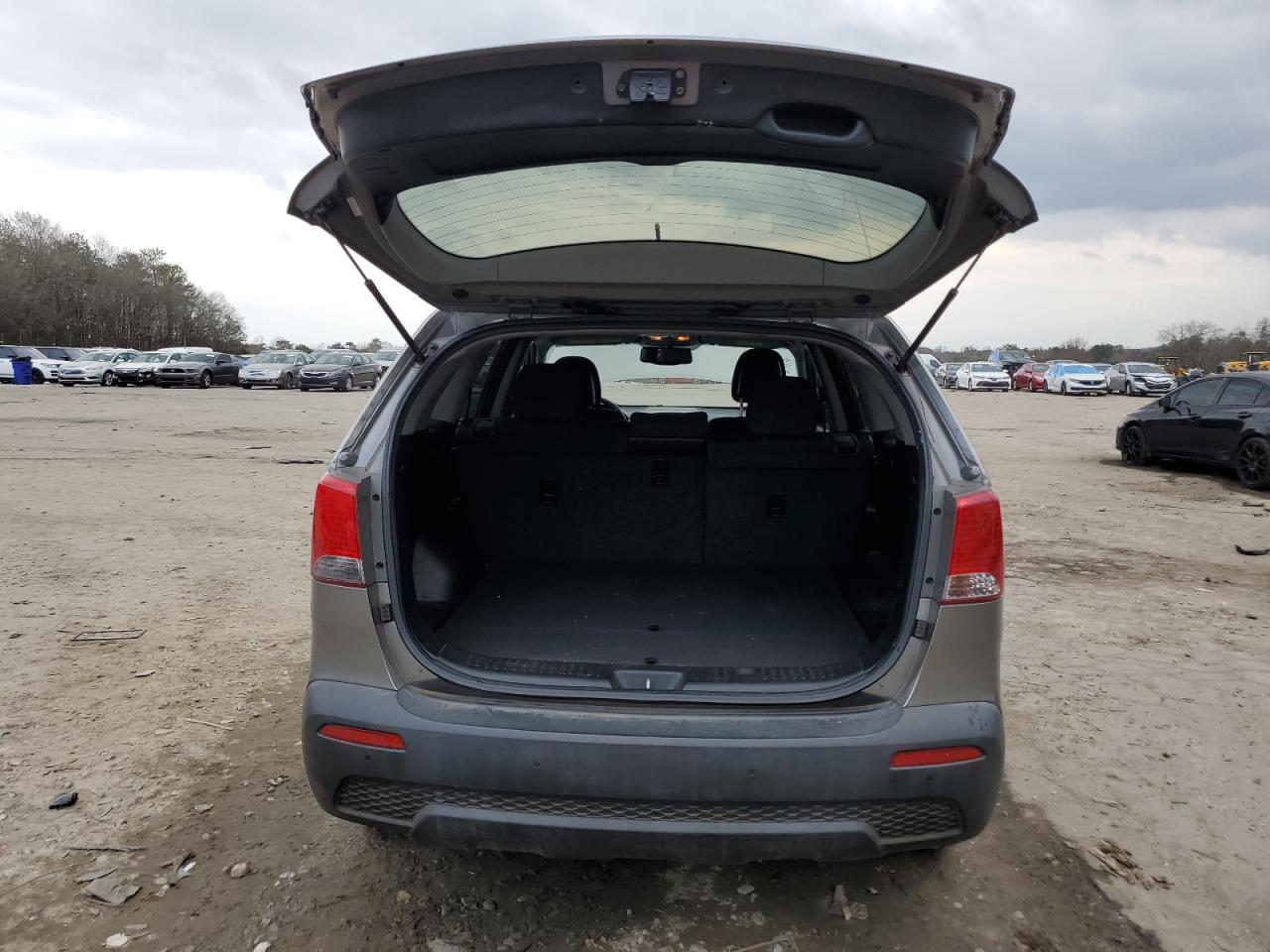 2011 Kia Sorento - Image 6