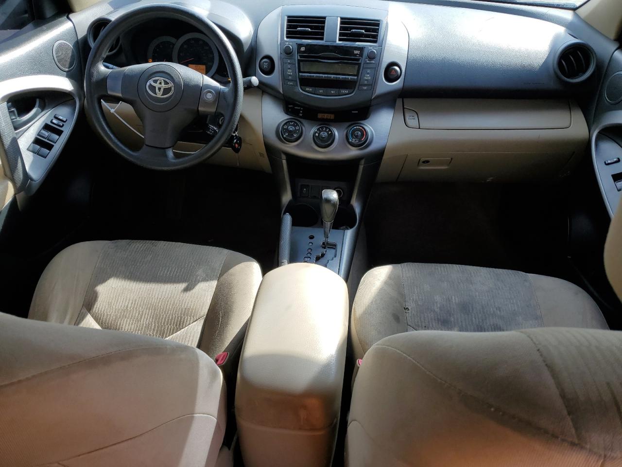 2010 Toyota RAV 4 - Image 8