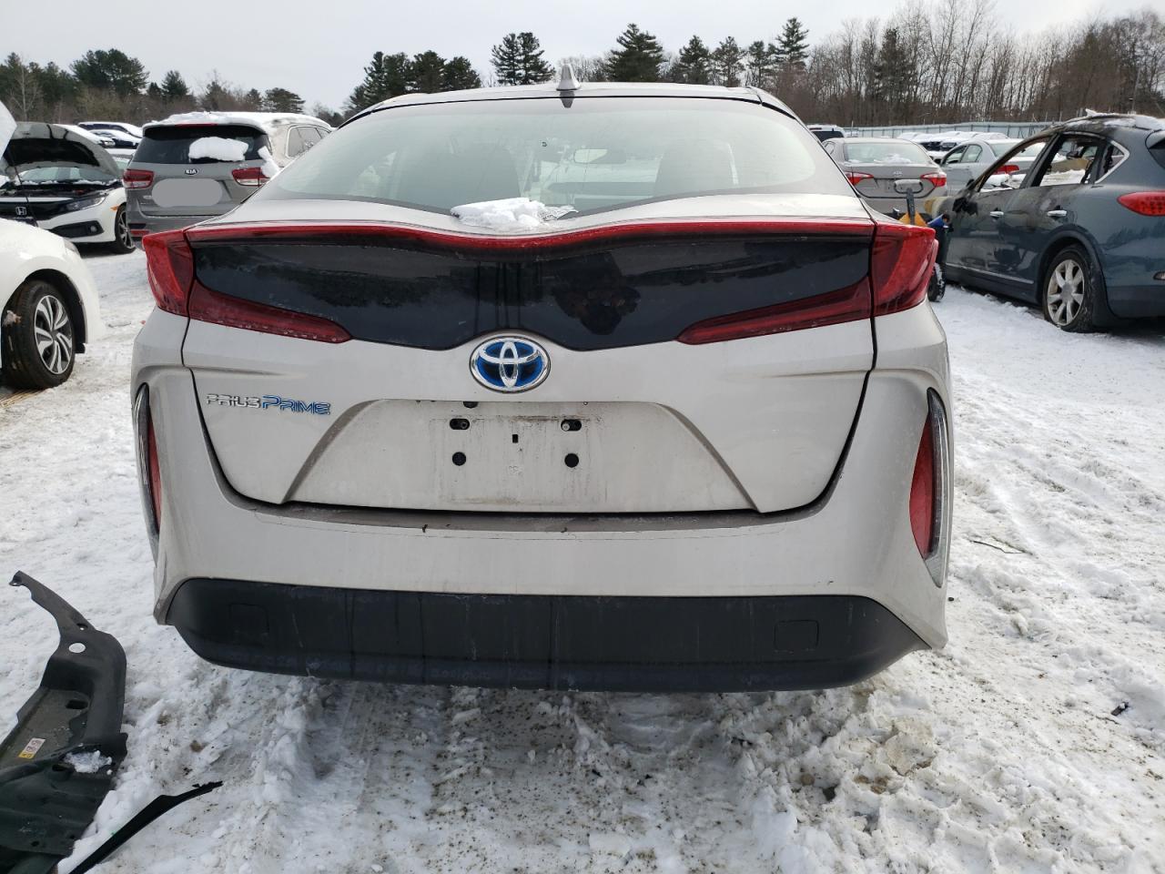 2020 Toyota Prius - Image 6