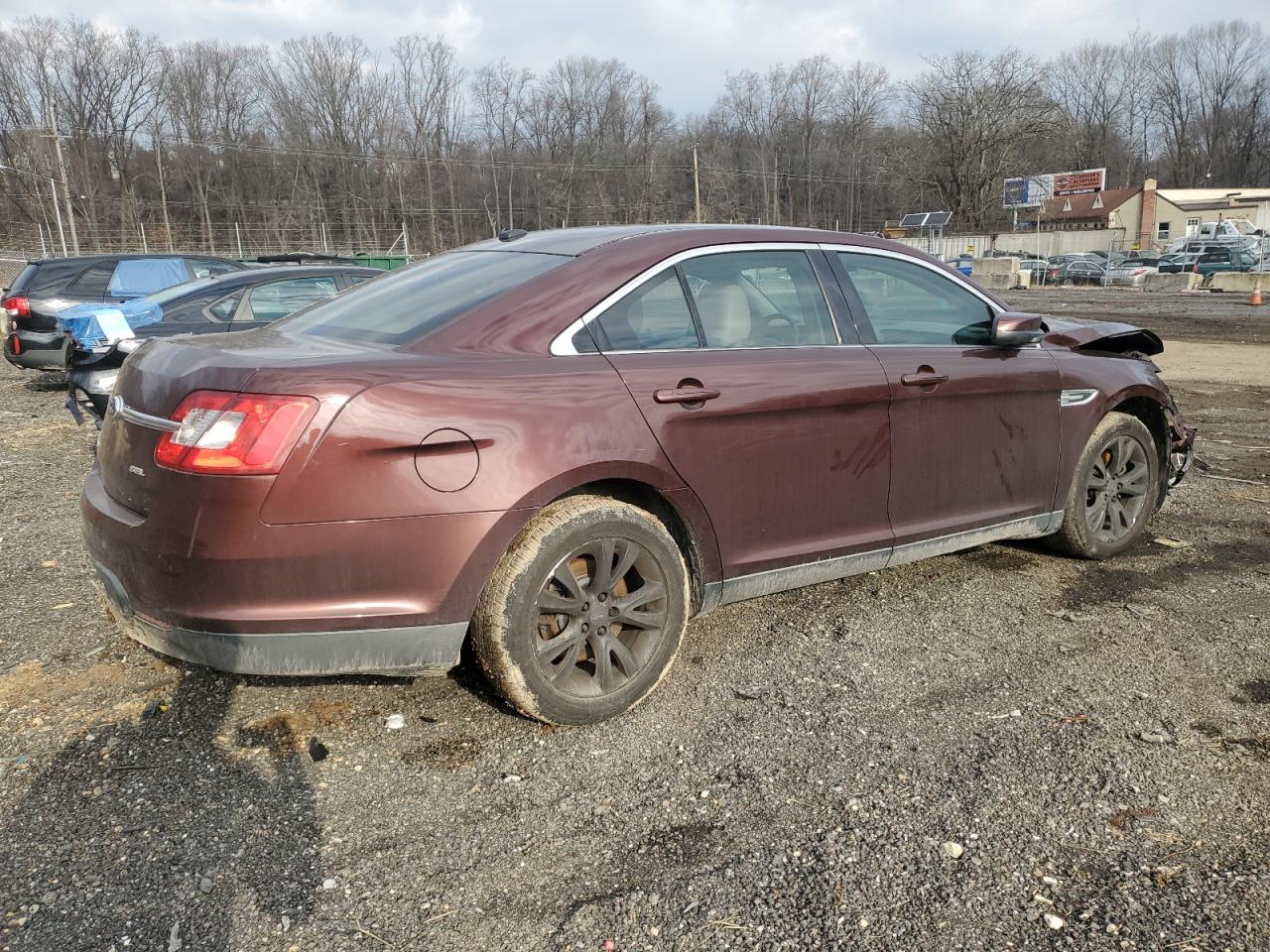 2012 Ford Taurus - Image 3