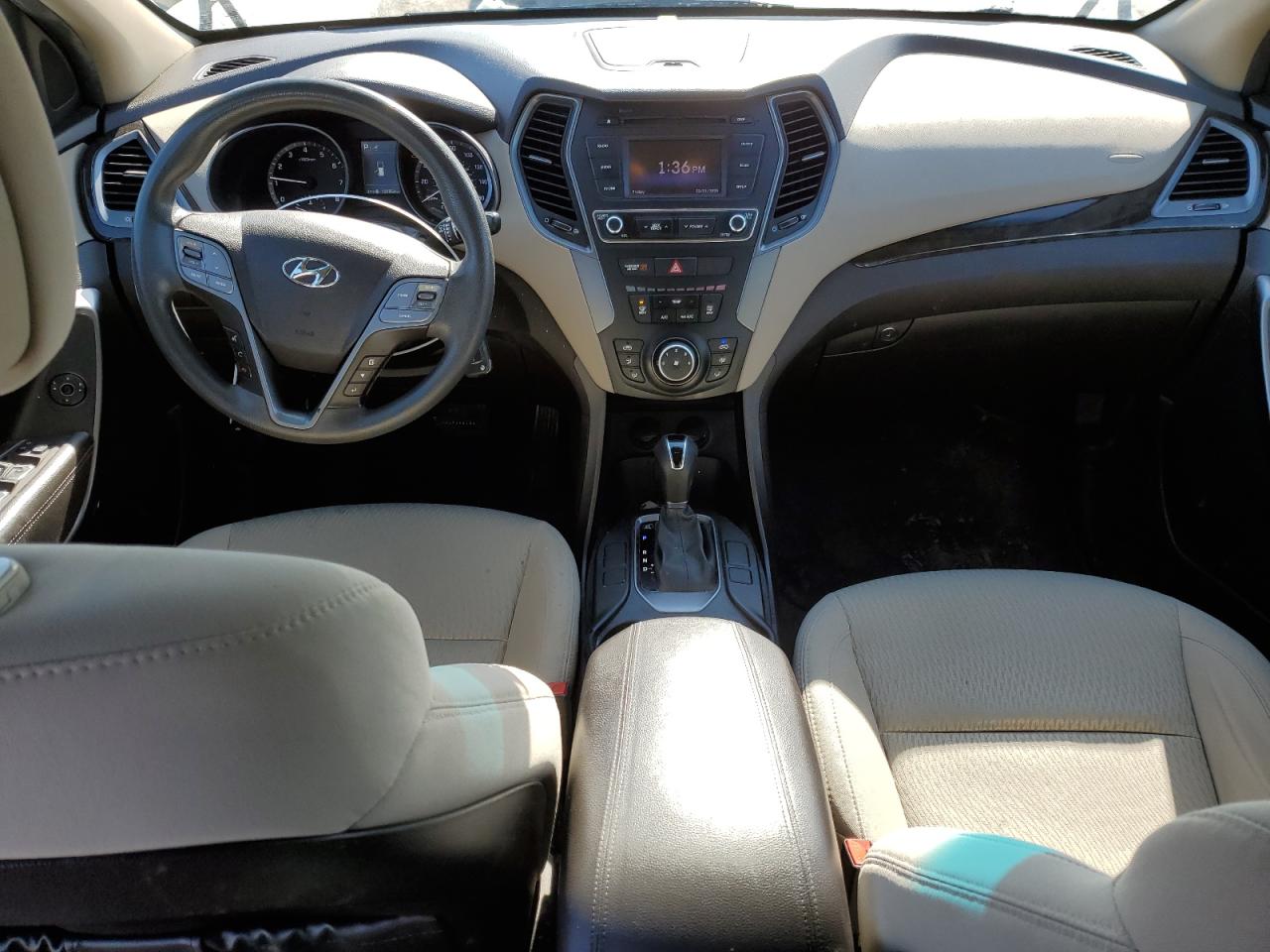 2018 Hyundai Santa Fe - Image 8