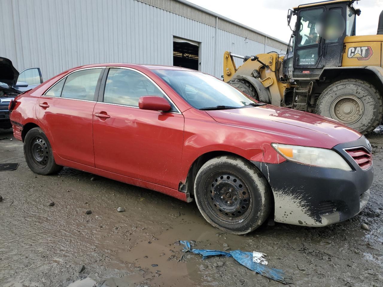 2010 Toyota Camry - Image 4