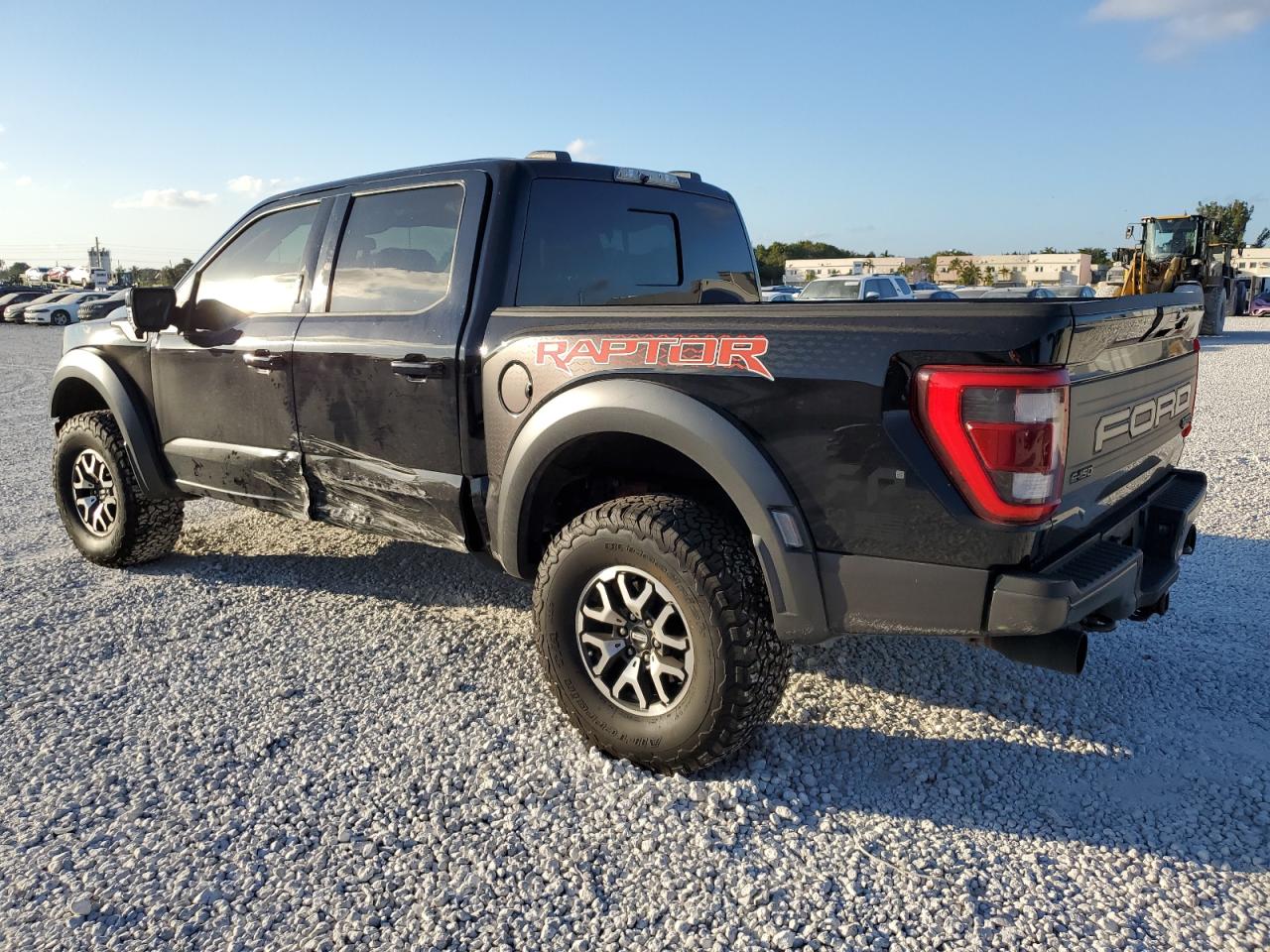 2022 Ford F-150 - Image 2