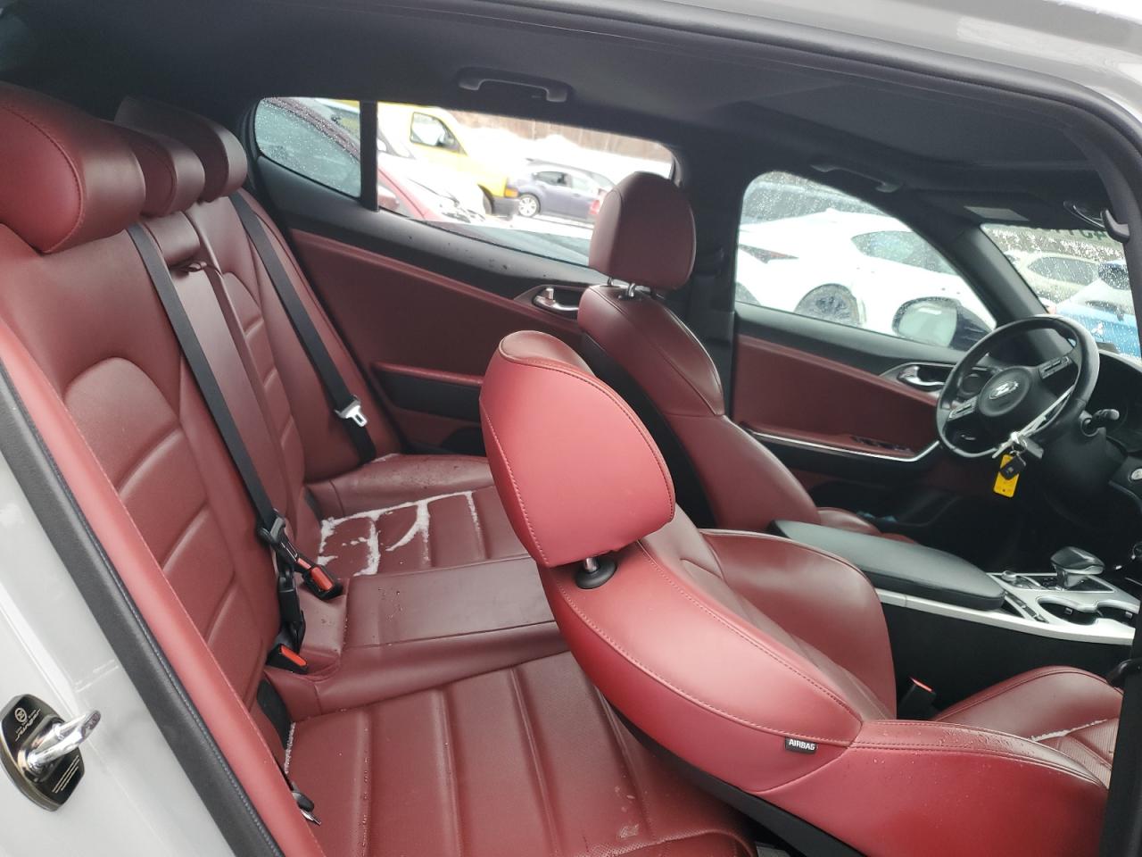 2018 Kia Stinger - Image 10