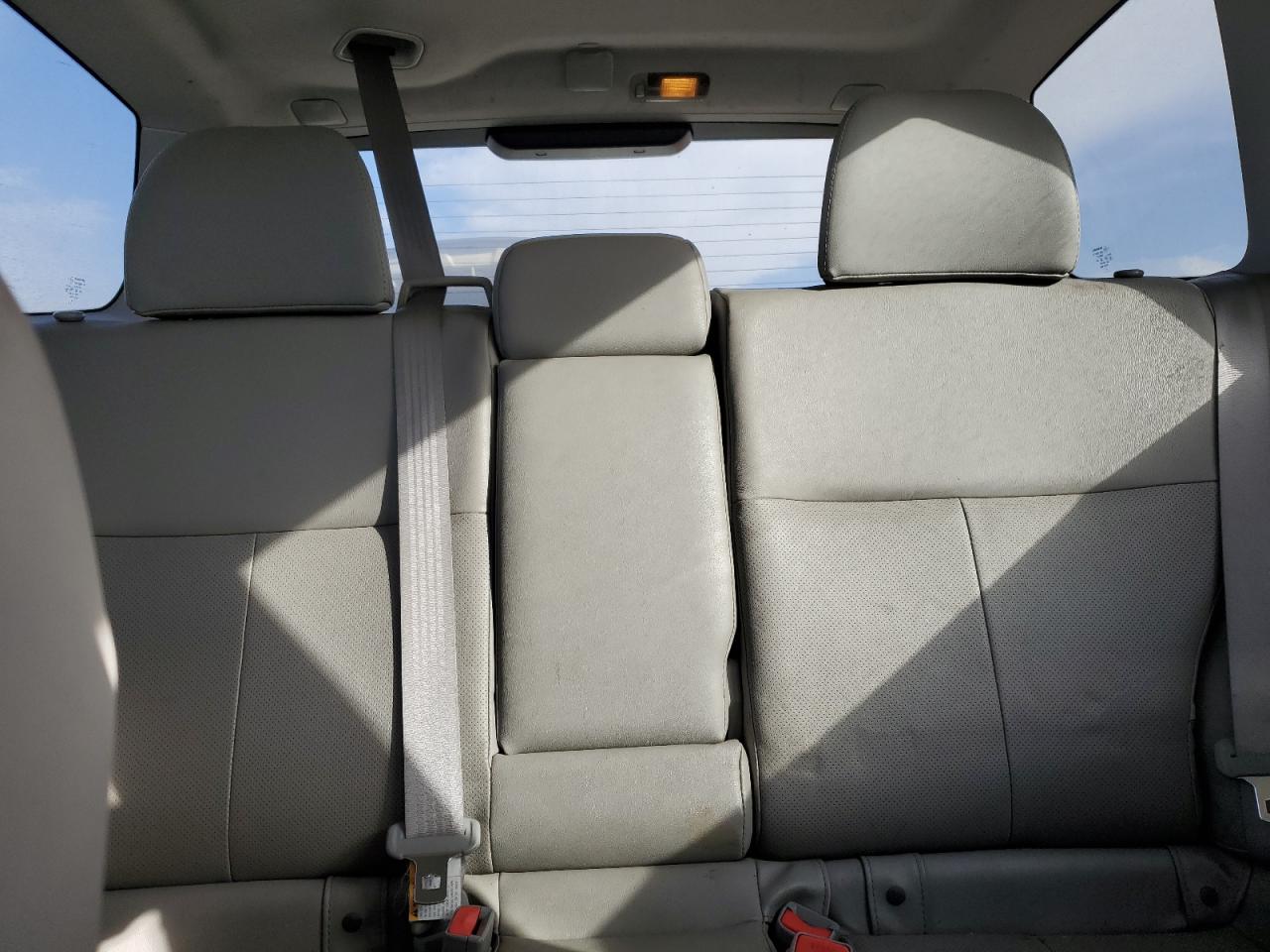 2013 Subaru Forester - Image 10