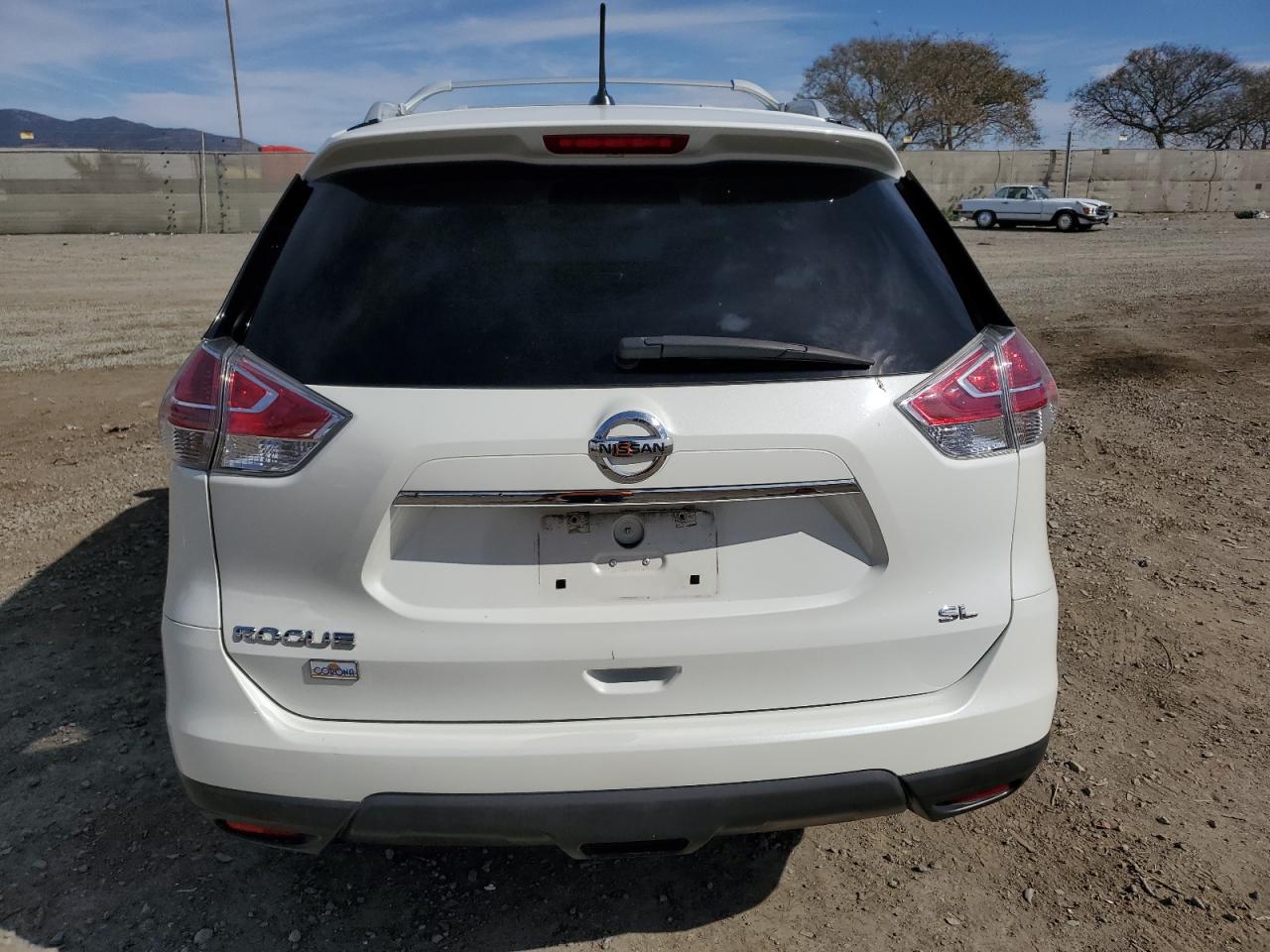 2015 Nissan Rogue - Image 6