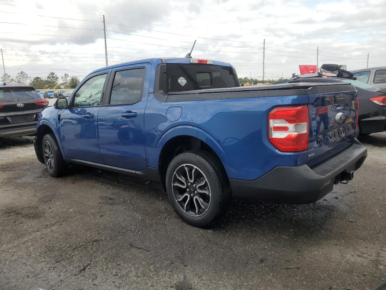 2023 Ford Maverick - Image 2