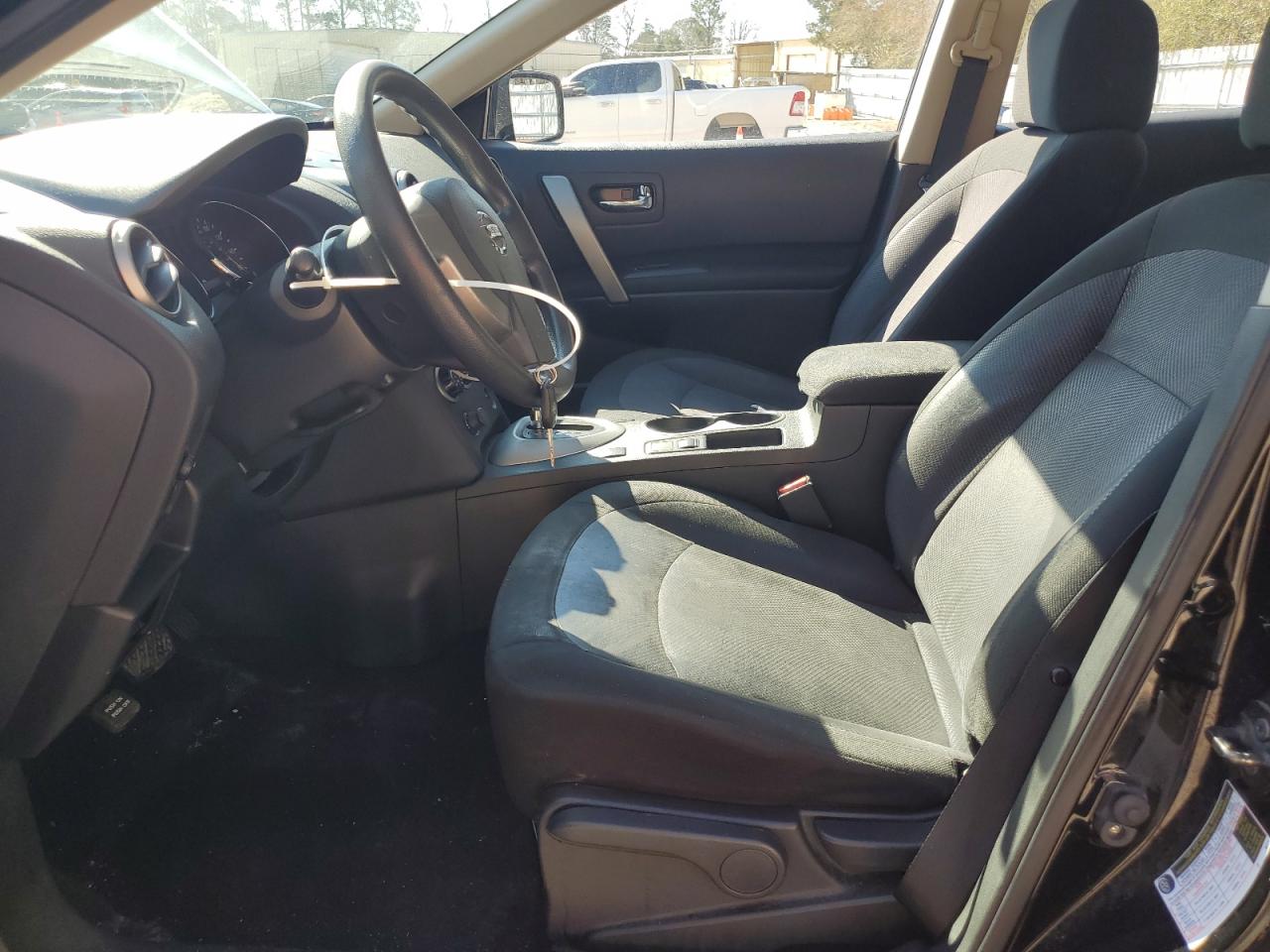 2012 Nissan Rogue - Image 7