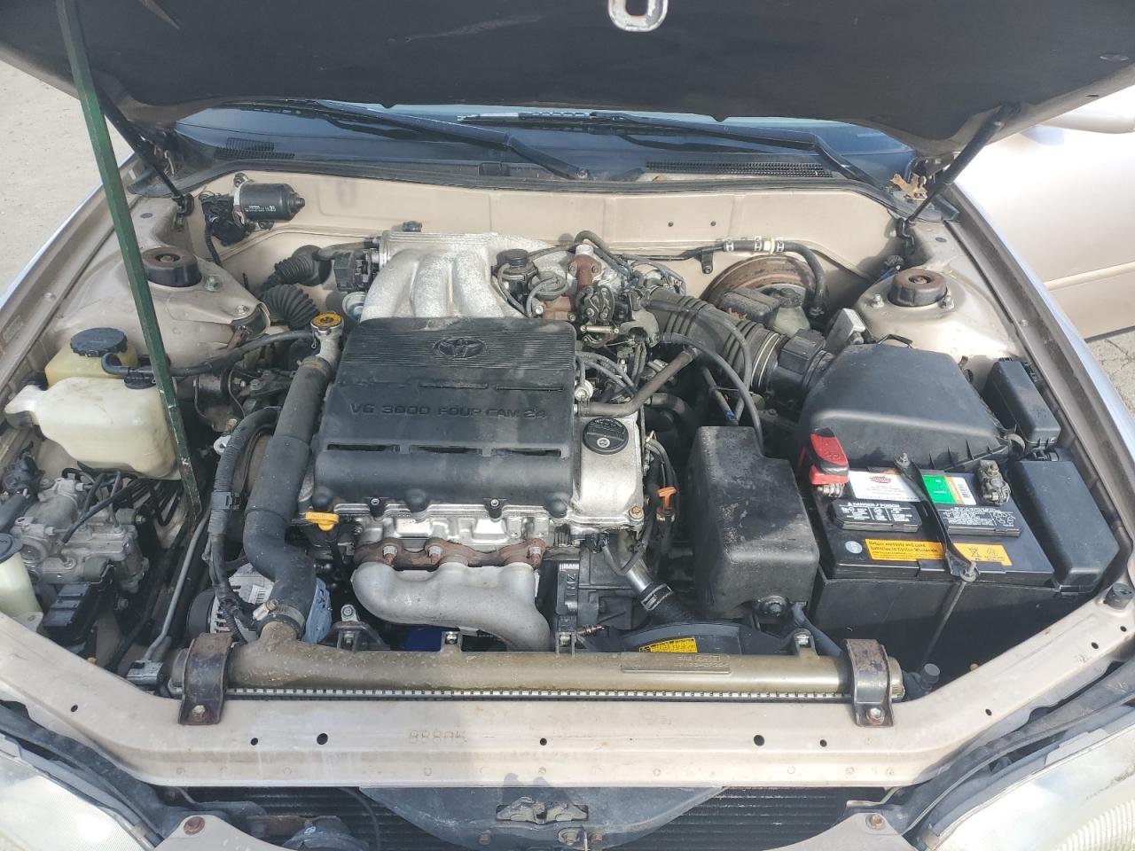 1995 Toyota Camry Le VIN: JT2GK12E4S0086805 Lot: 45793885