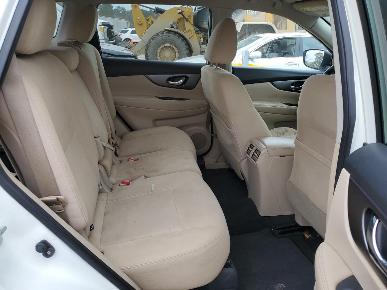 2016 Nissan Rogue - Image 11