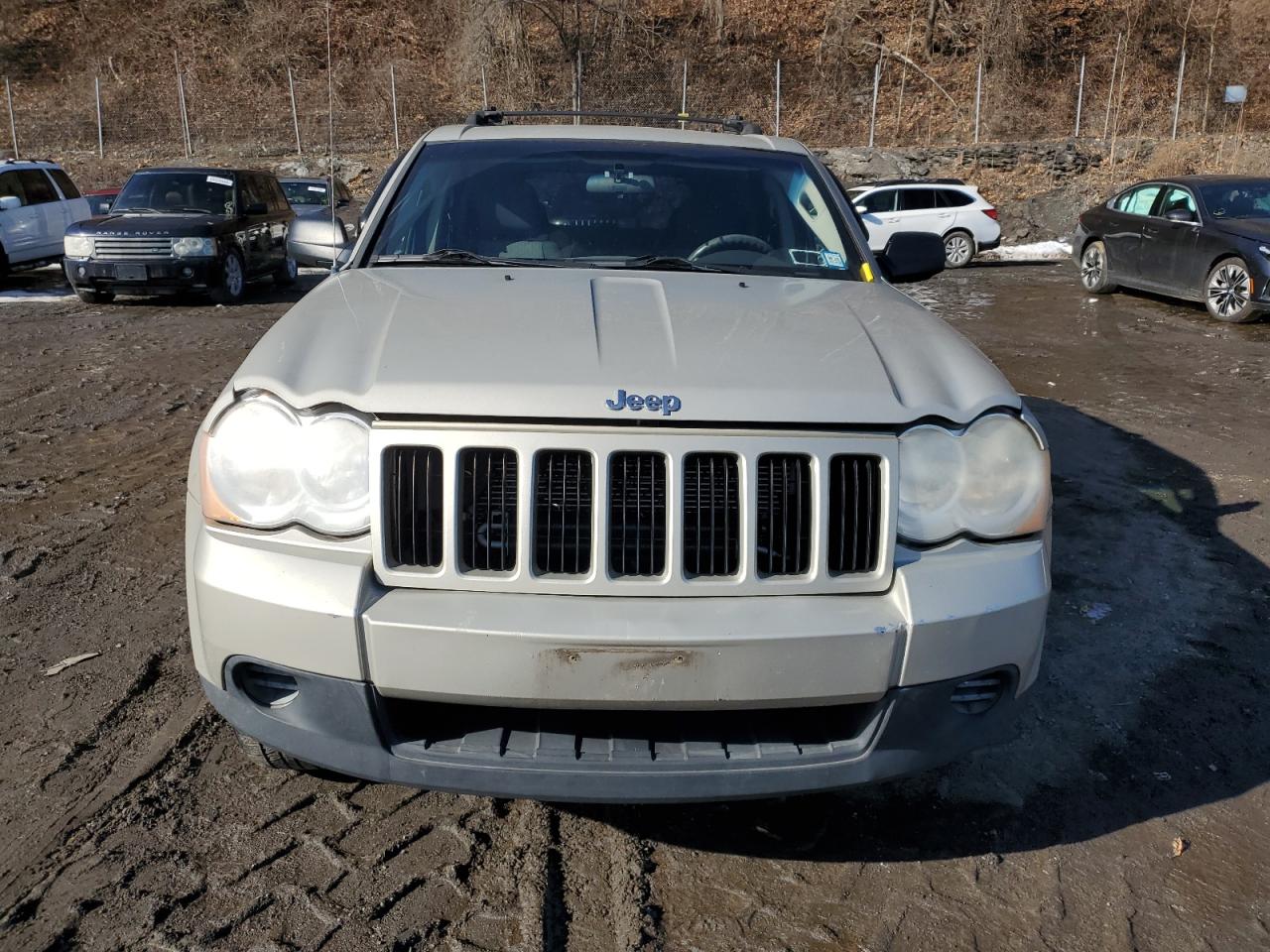 2010 Jeep Grand Cherokee - Image 5