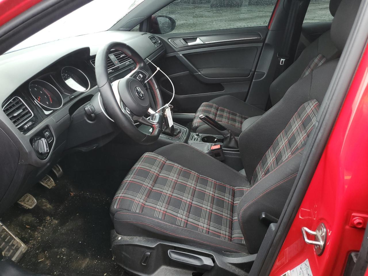 2020 Volkswagen GTI - Image 7