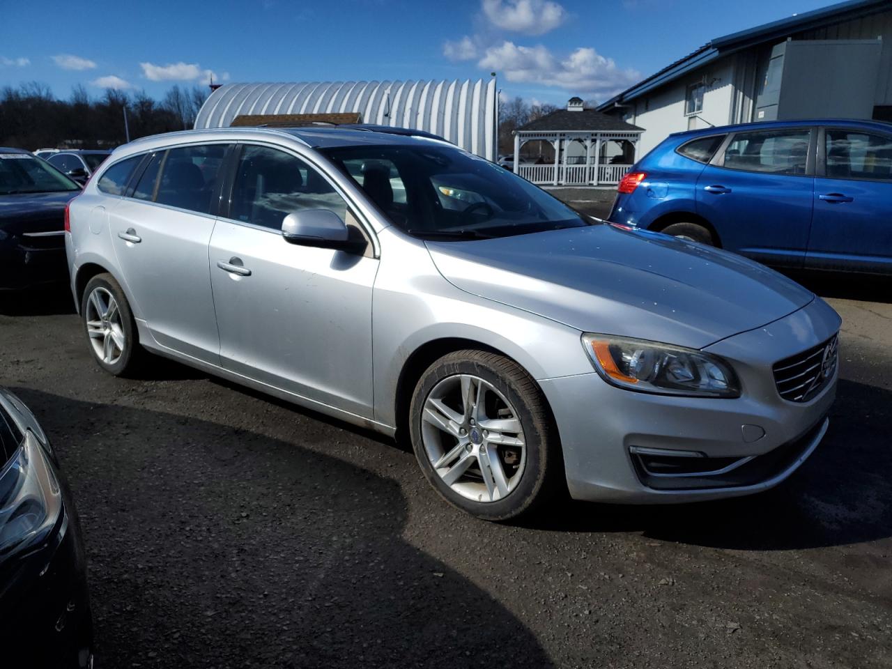 2015 Volvo V60 - Image 4