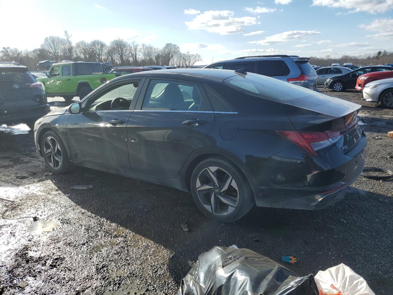 2021 Hyundai Elantra - Image 2
