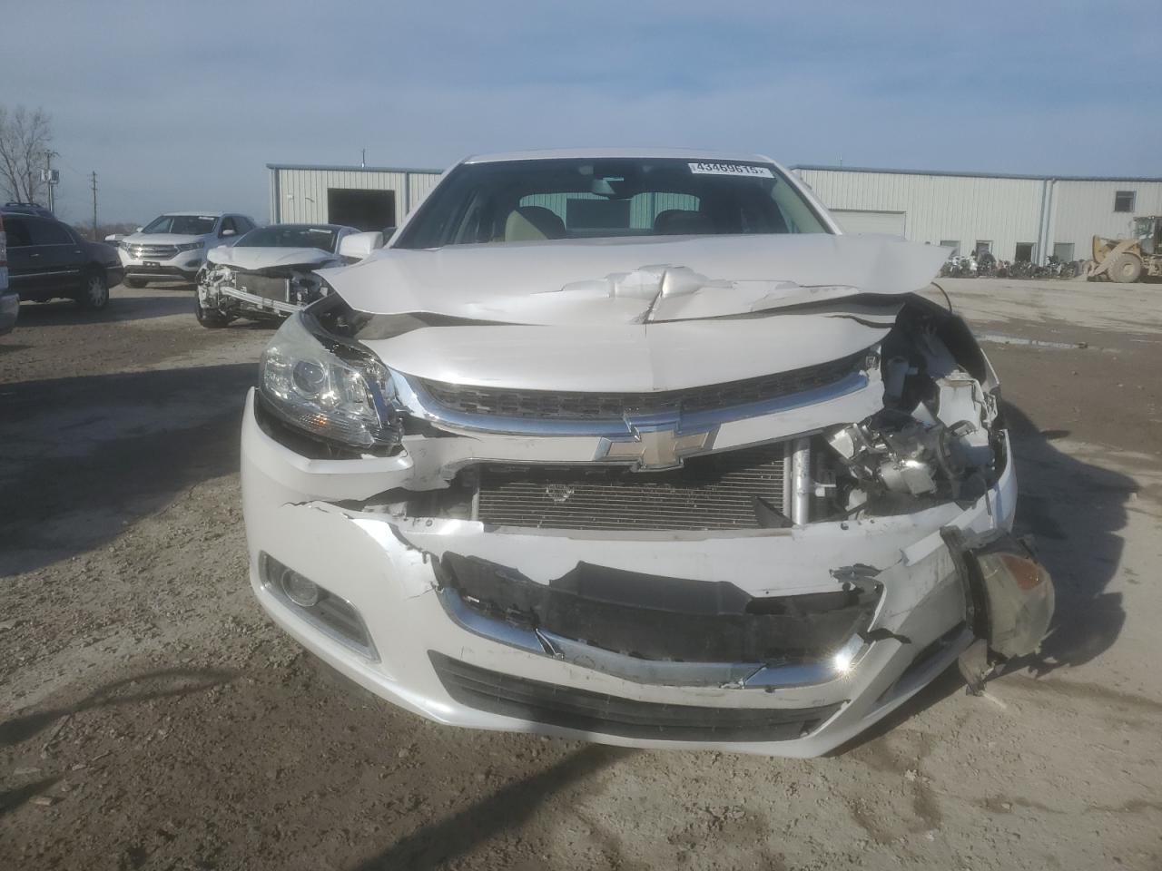 2015 Chevrolet Malibu - Image 5