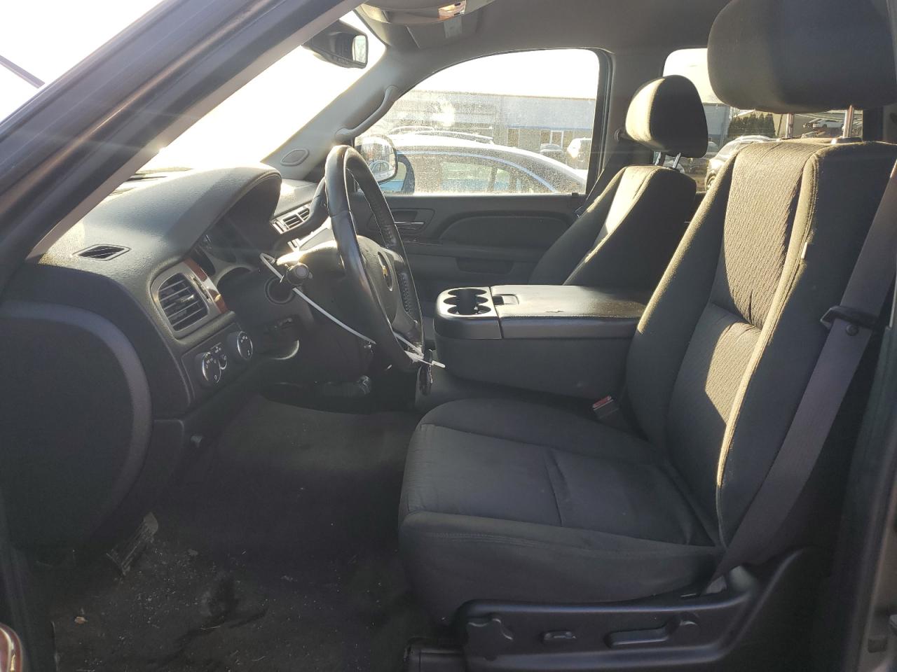 2011 Chevrolet Tahoe - Image 7