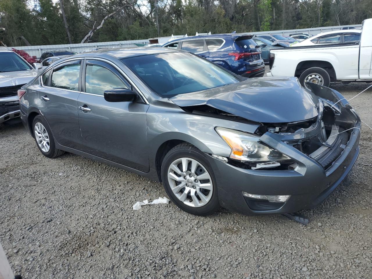 2014 Nissan Altima - Image 4