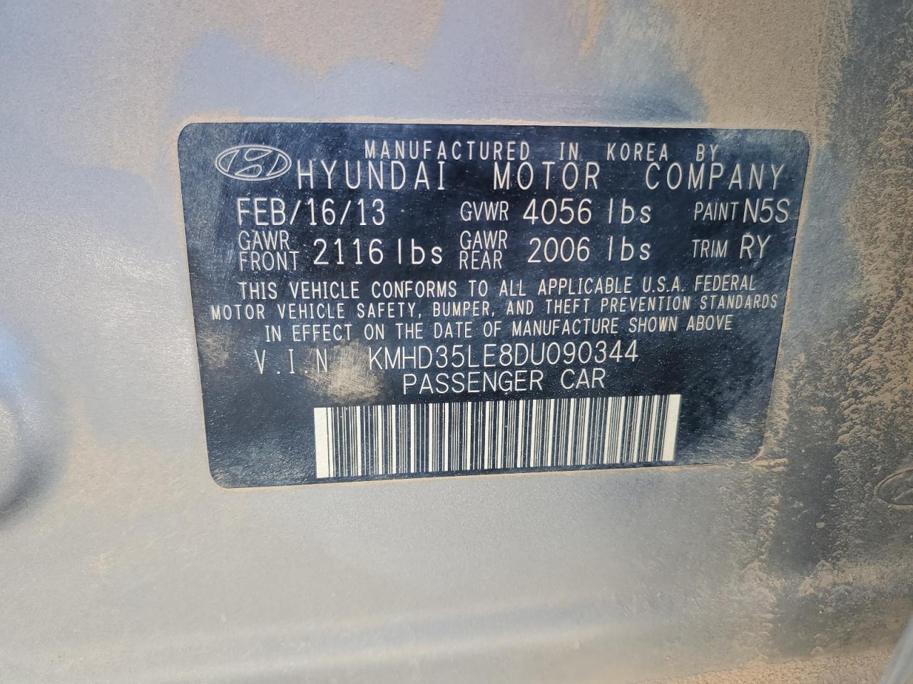 2013 Hyundai Elantra - Image 15