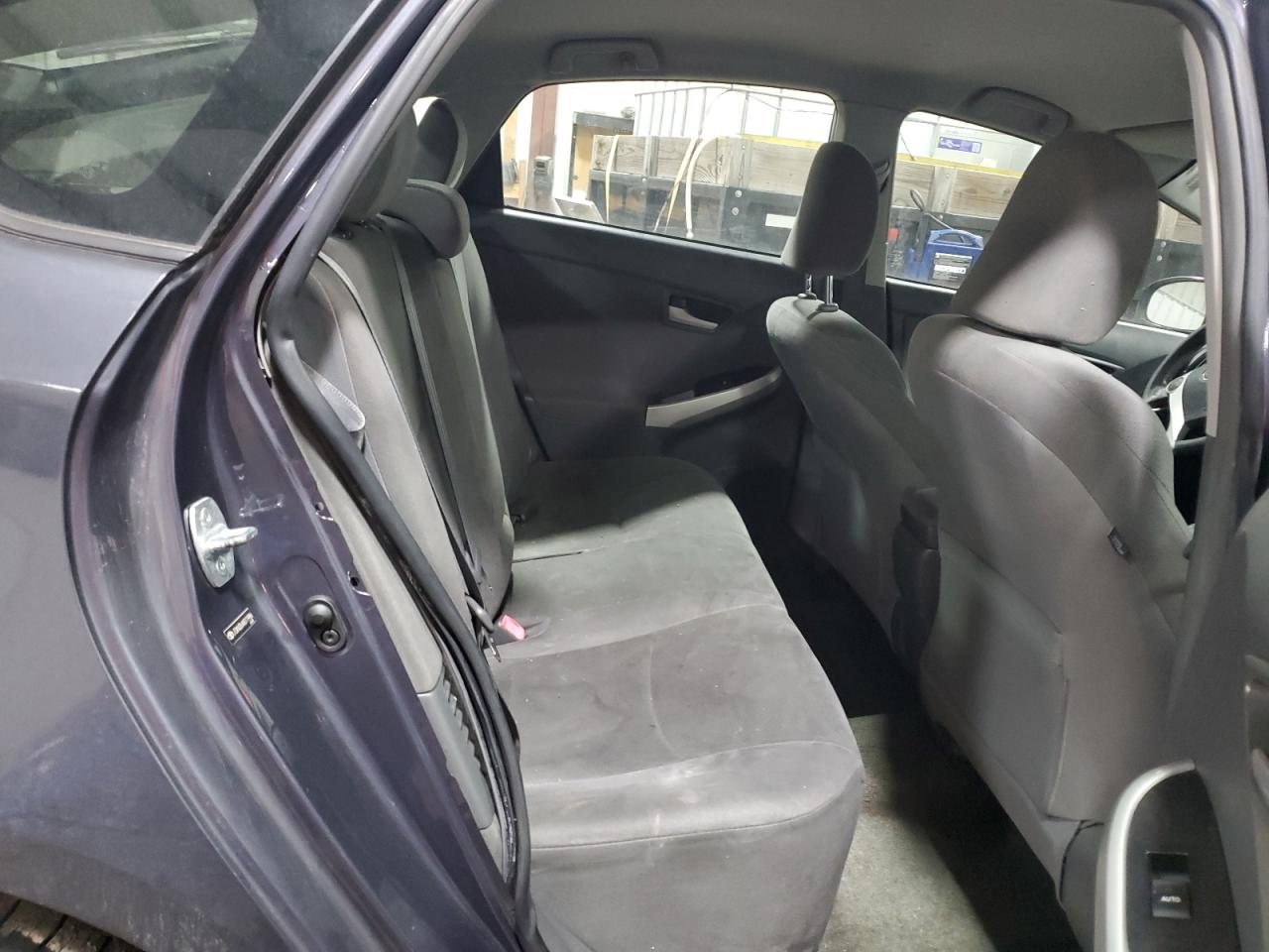 2010 Toyota Prius - Image 10