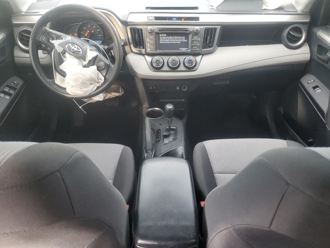 2015 Toyota RAV 4 - Image 8