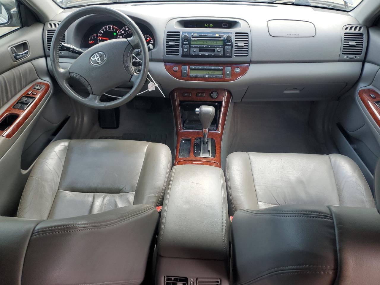 2006 Toyota Camry - Image 8