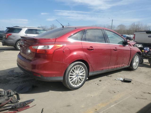 Sedans FORD FOCUS 2013 Czerwony