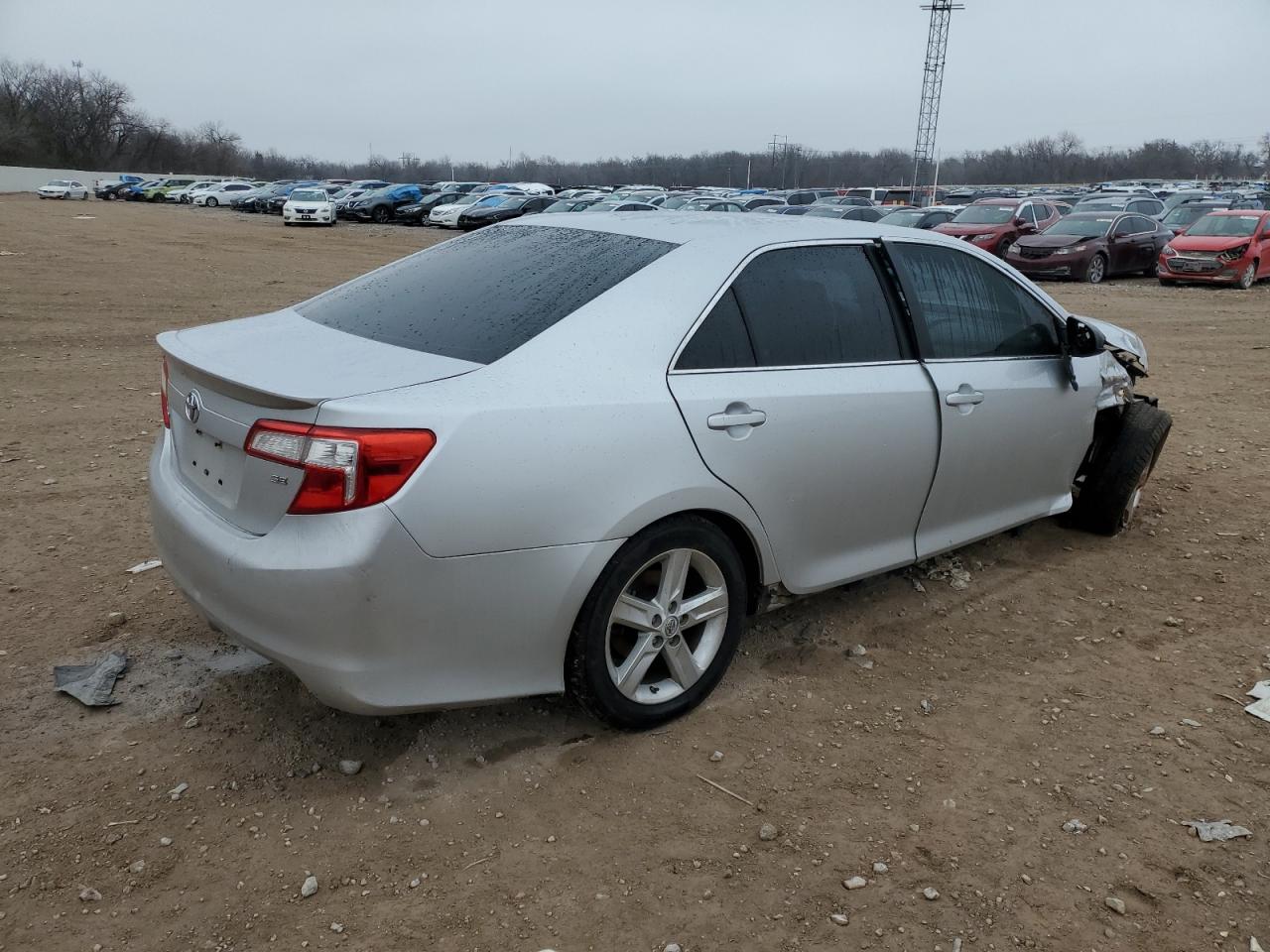 2014 Toyota Camry - Image 3