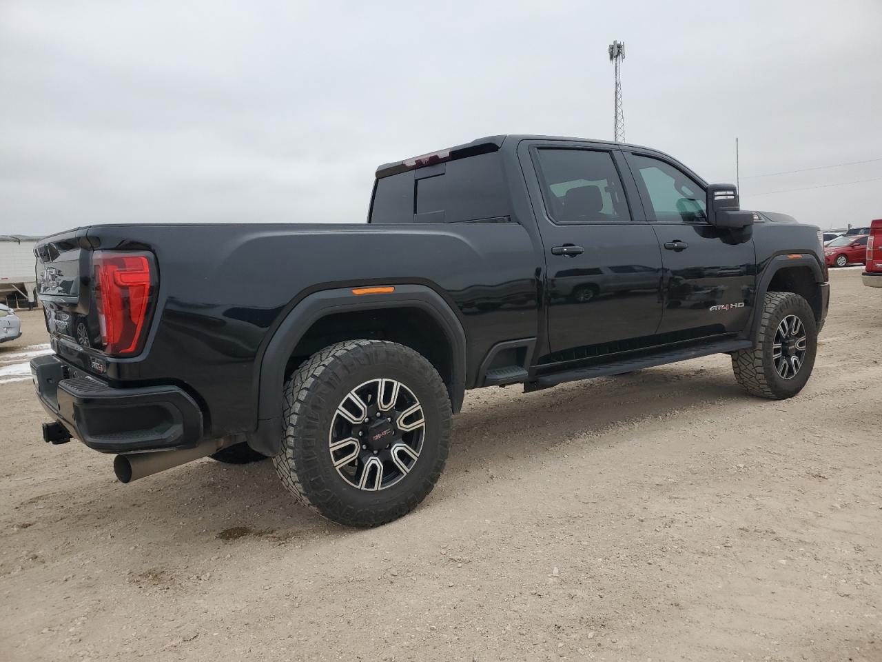 2022 GMC Sierra - Image 3