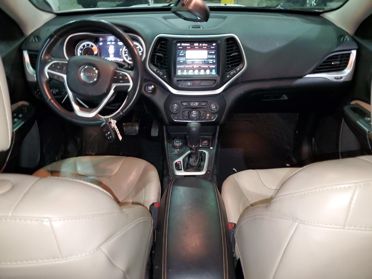 2016 Jeep Grand Cherokee - Image 8