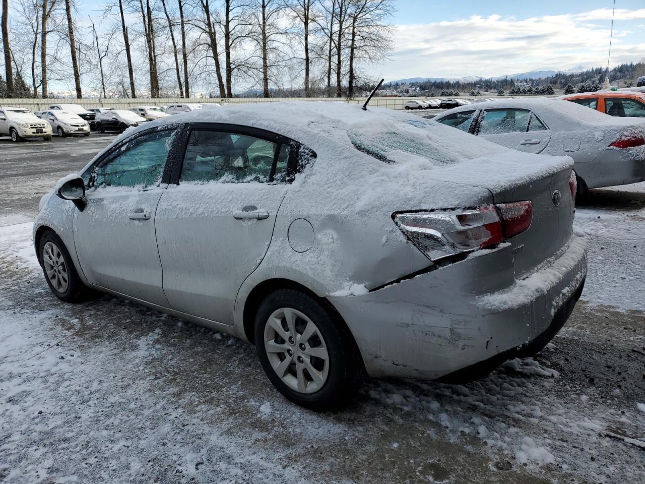 2015 Kia Rio - Image 2