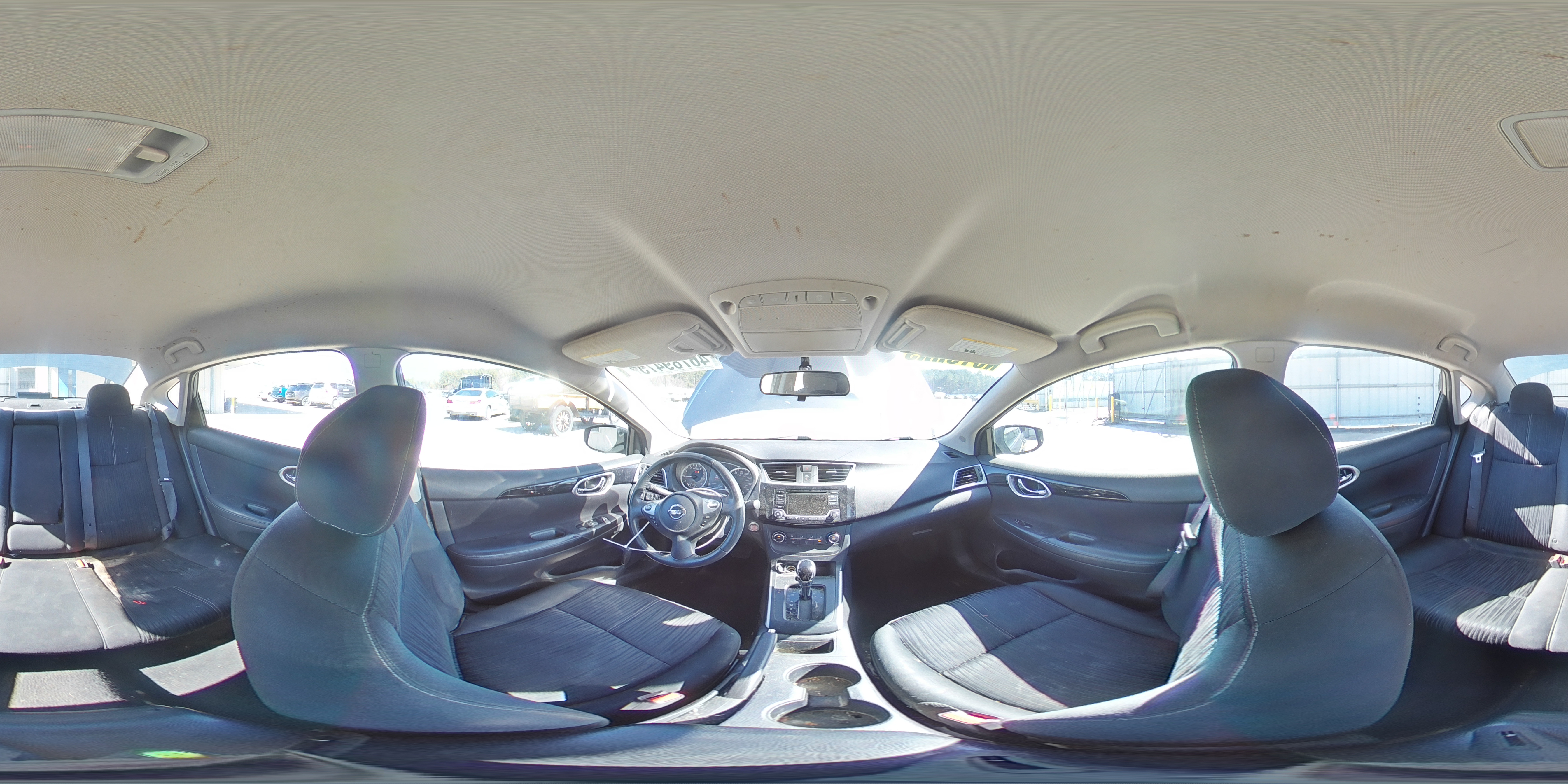 2017 Nissan Sentra - Image 13