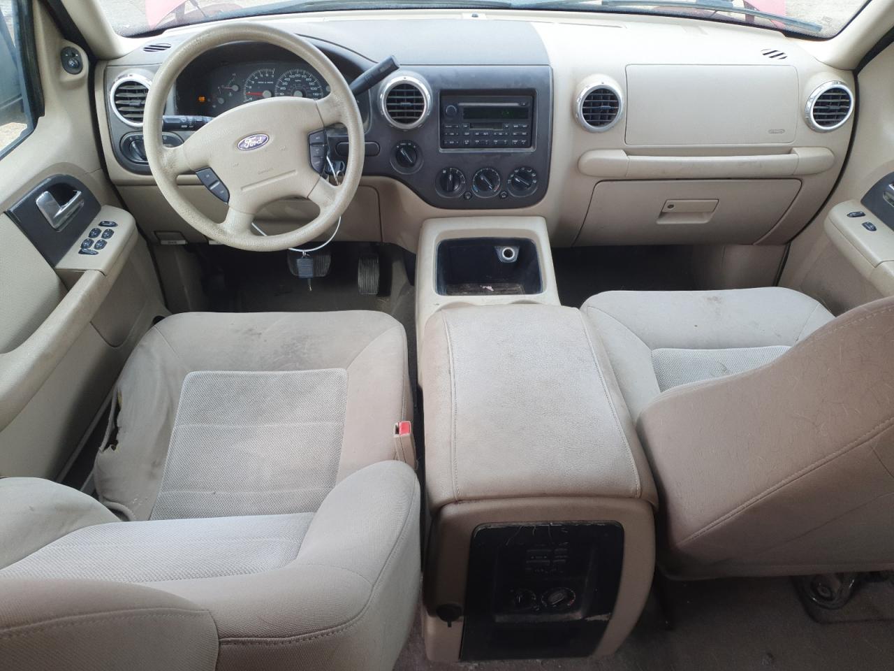 2003 Ford Expedition - Image 8