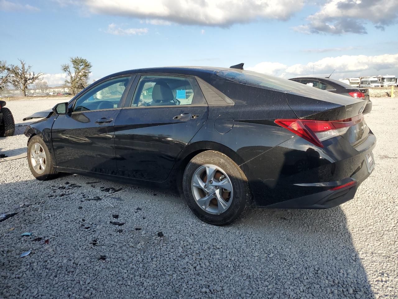 2021 Hyundai Elantra - Image 2