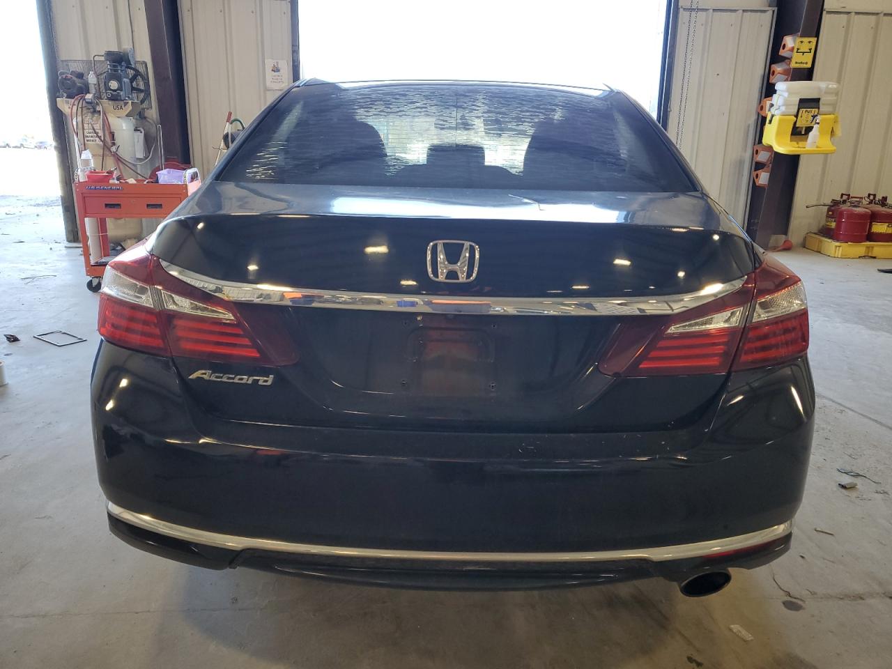 2017 Honda Accord - Image 6