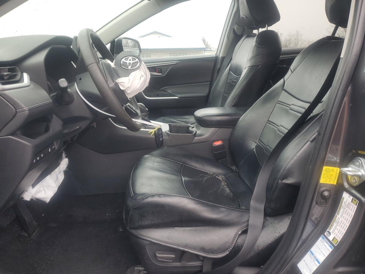 2022 Toyota RAV 4 - Image 7
