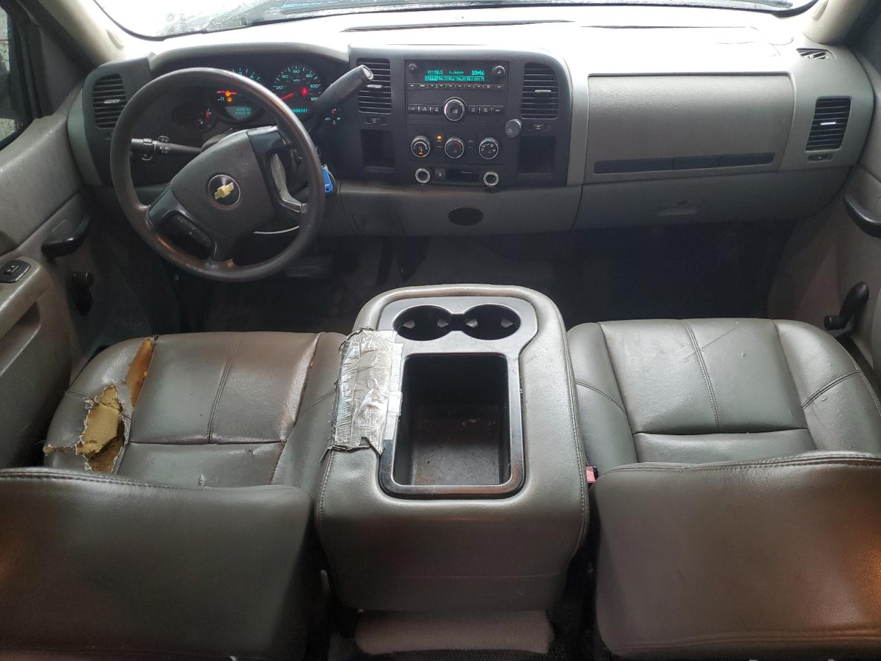2011 Chevrolet Silverado - Image 8