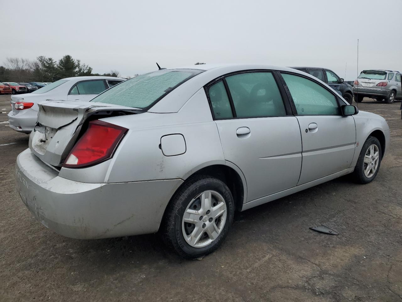 2007 Saturn ION - Image 3