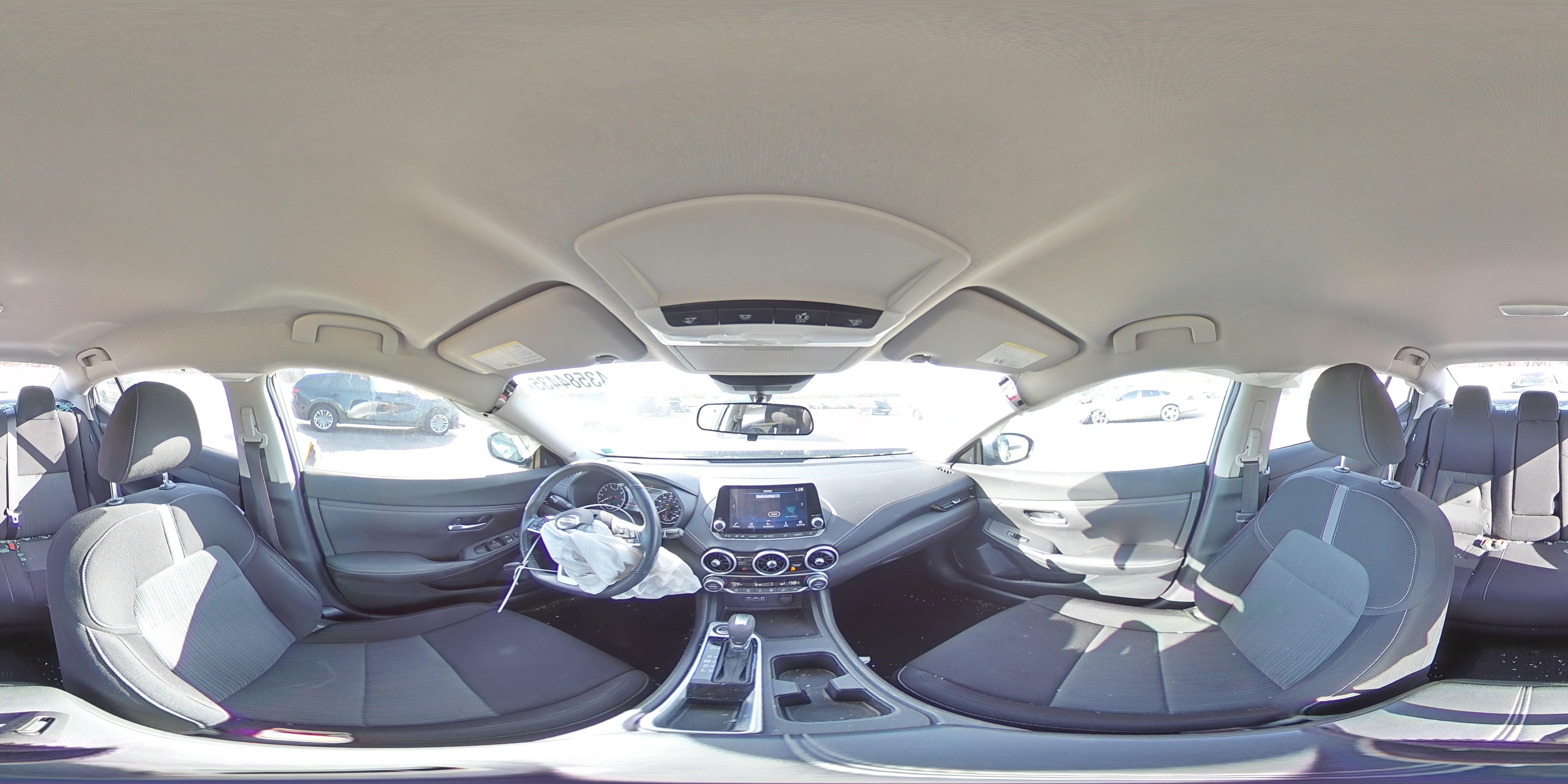 2021 Nissan Sentra - Image 13