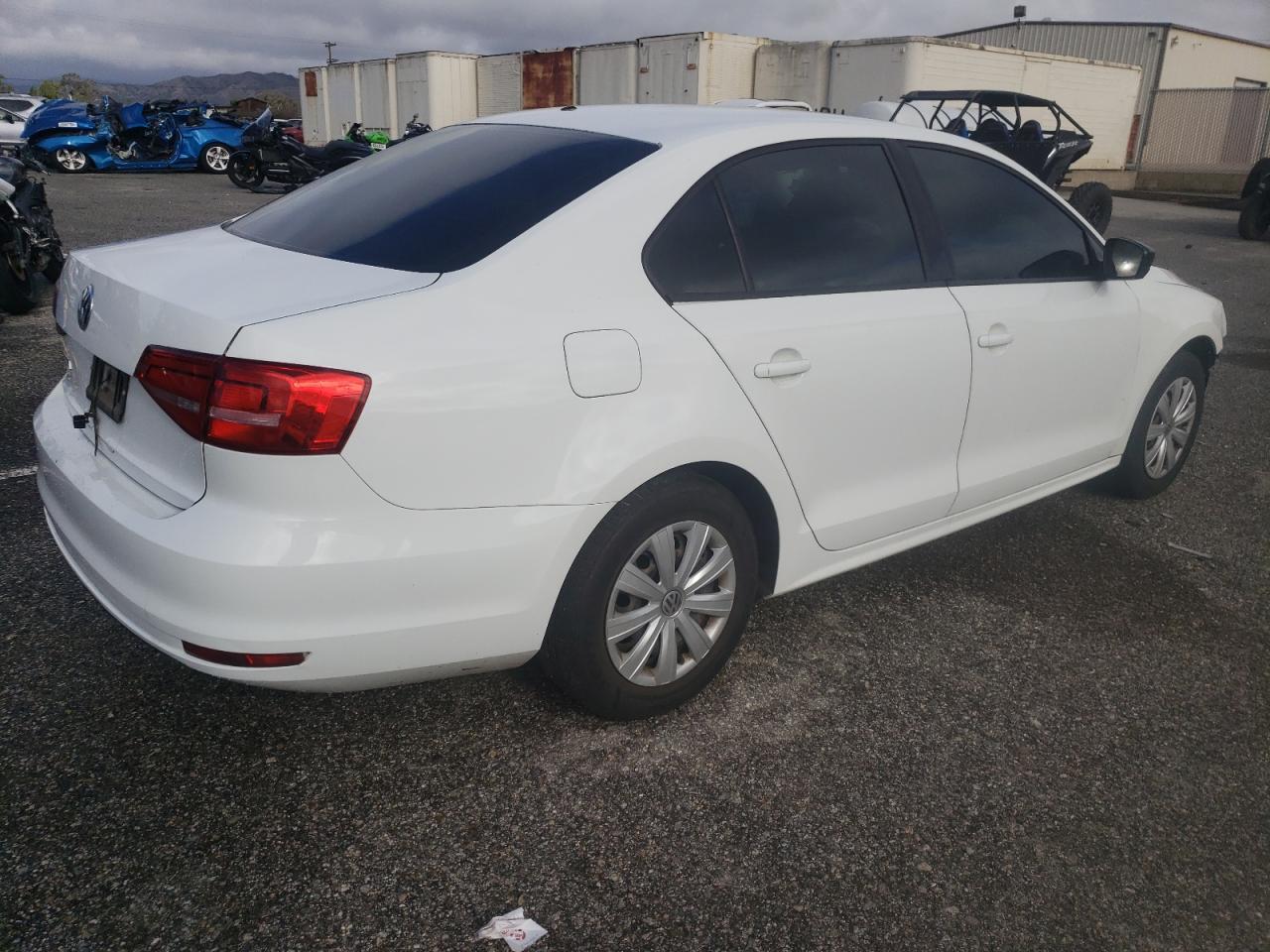 2015 Volkswagen Jetta - Image 3
