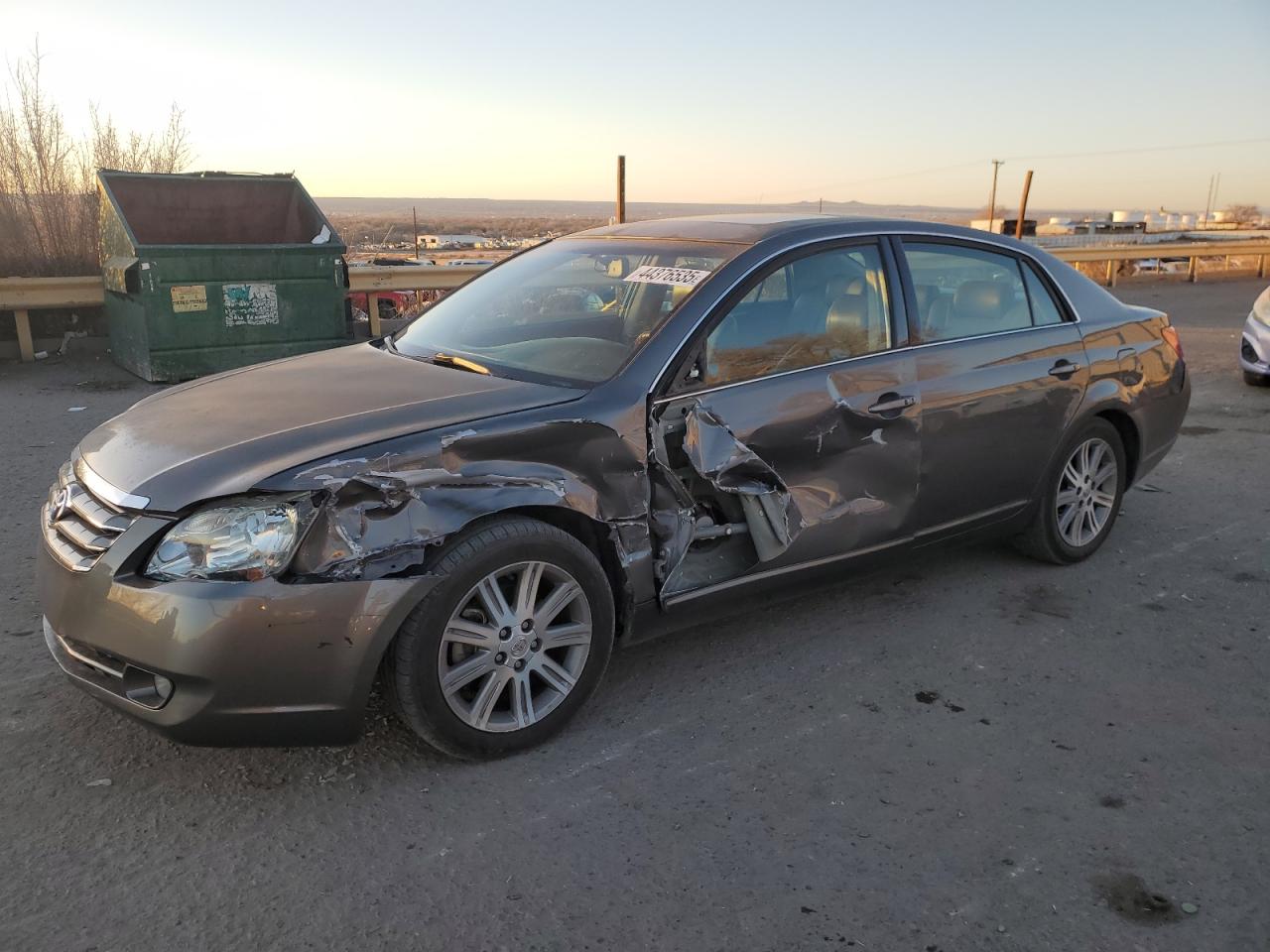 2007 Toyota Avalon - Image 1