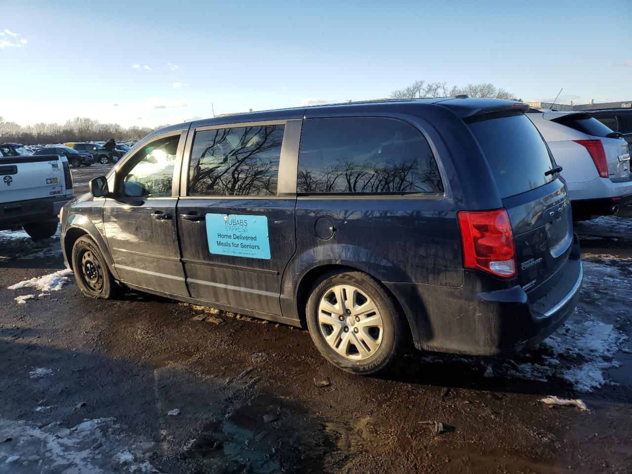 2015 Dodge Caravan - Image 2