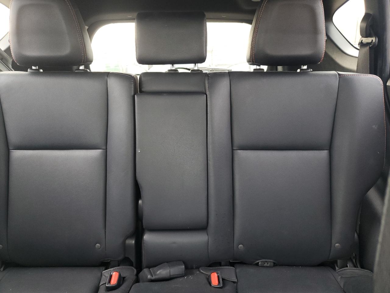 2018 Toyota RAV 4 - Image 10
