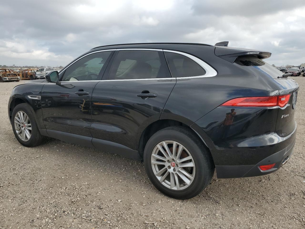 2017 Jaguar F-Pace - Image 2