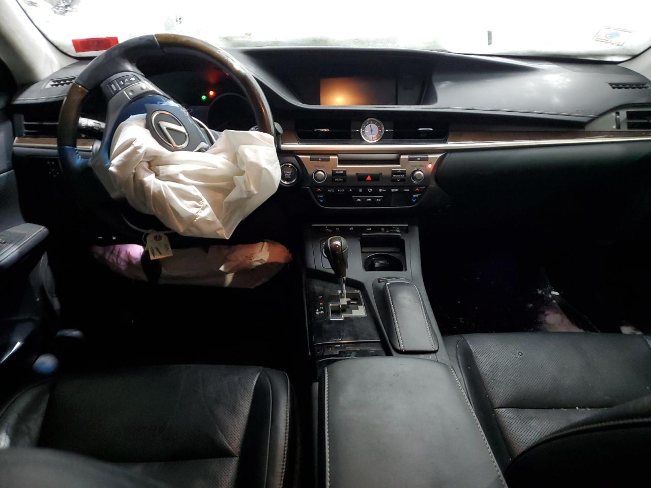 2013 Lexus ES - Image 8