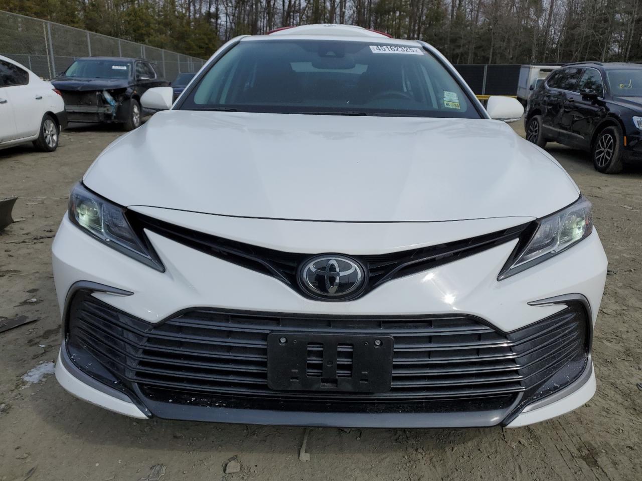 2023 Toyota Camry - Image 5