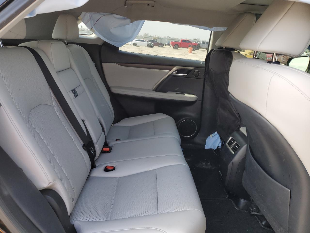 2020 Lexus RX - Image 11