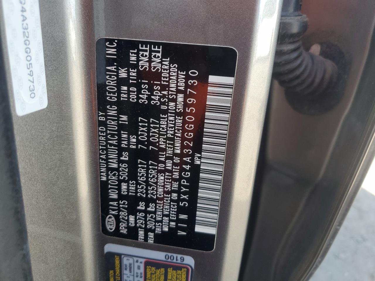 2016 Kia Sorento - Image 13