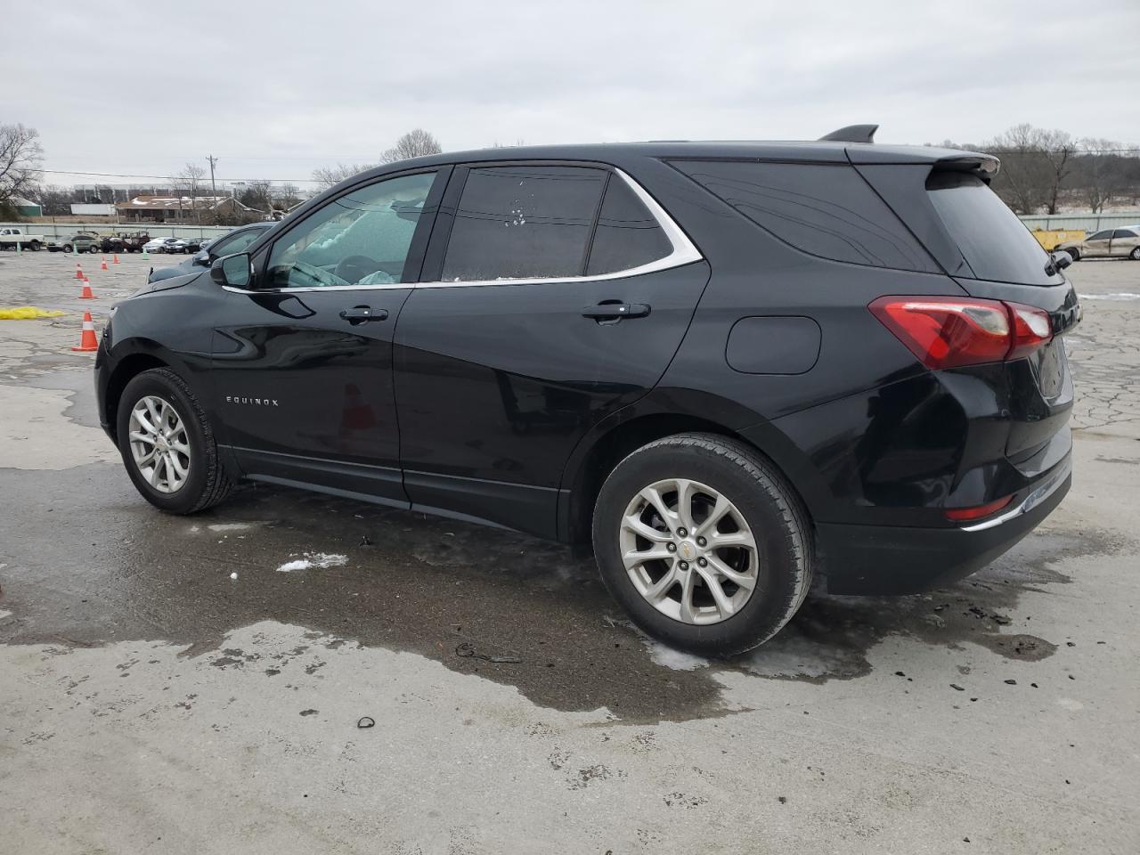2018 Chevrolet Equinox - Image 2